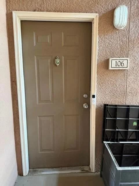 6137 METROWEST 2