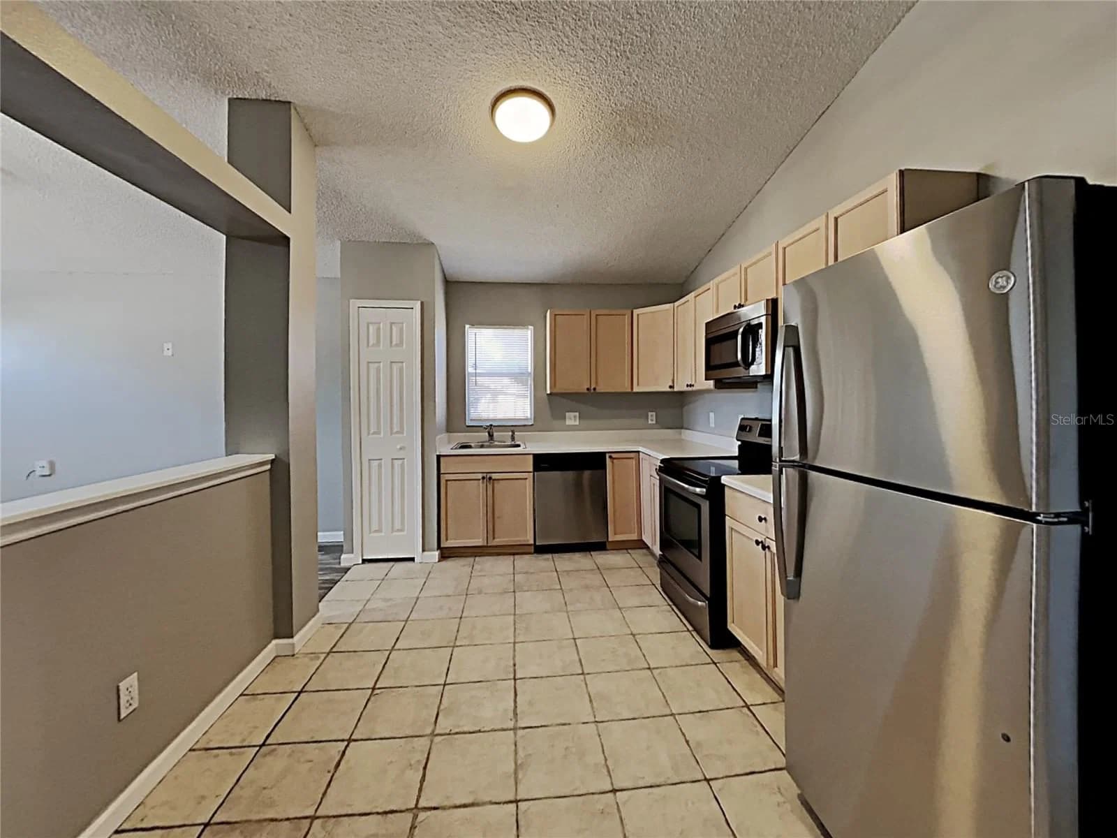 7135 EDGEWATER SHORES 4
