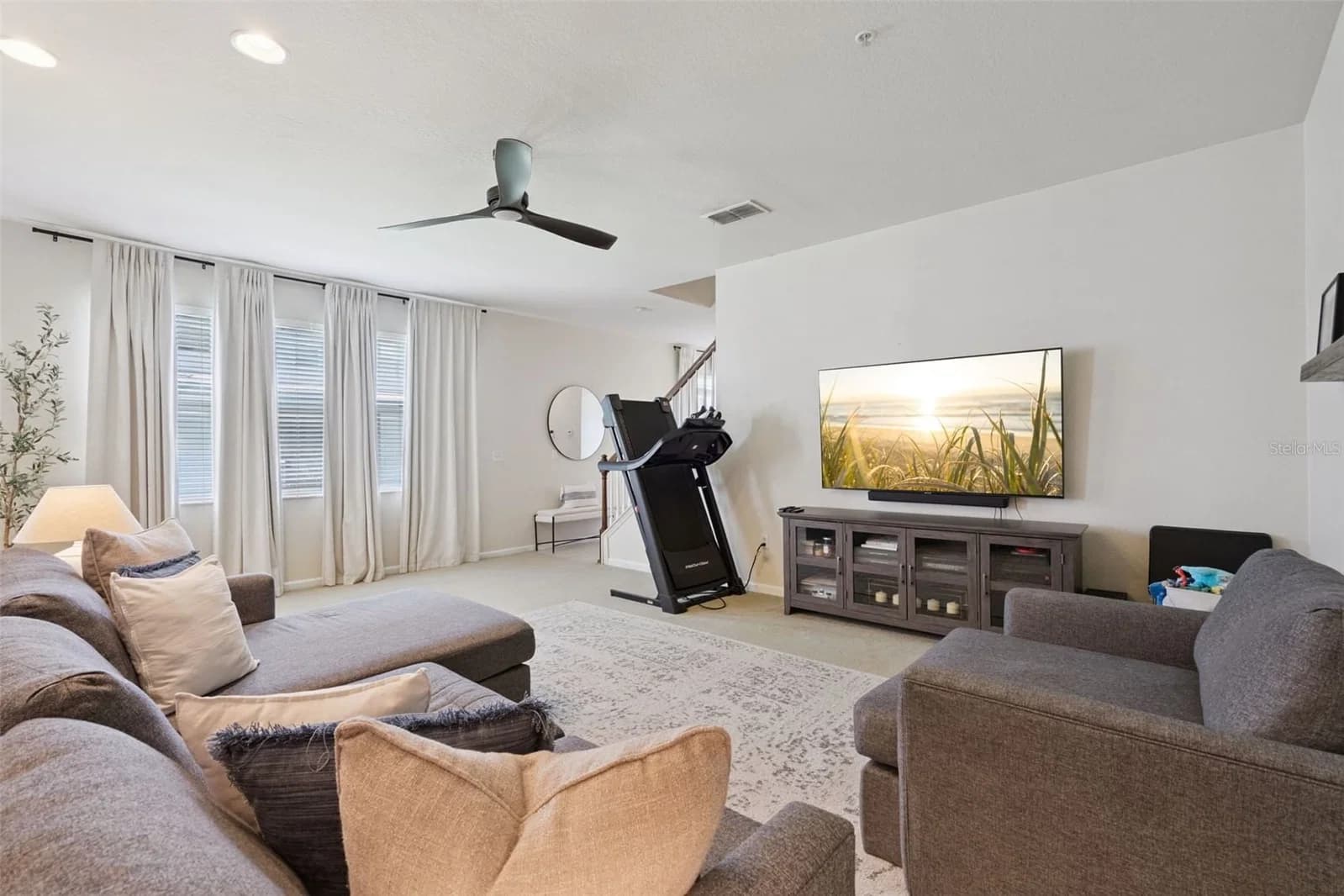 2925 ASHLAND 5