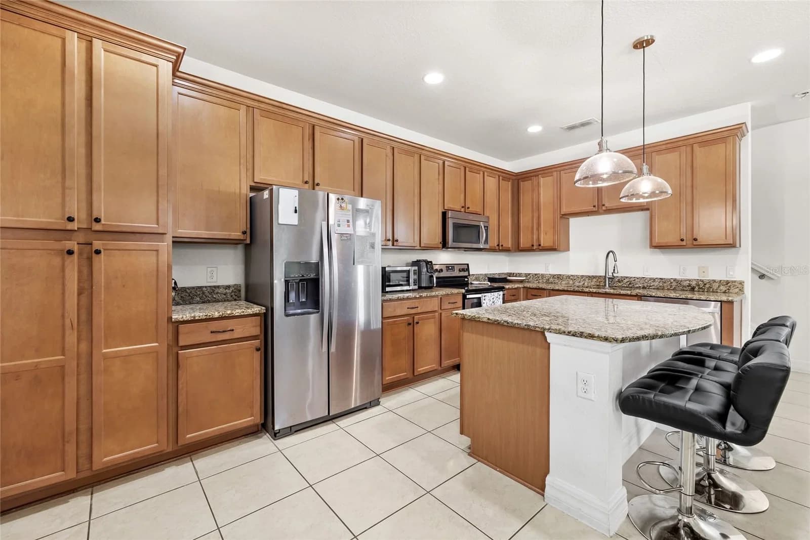 10155 EAGLE CREEK CENTER 3