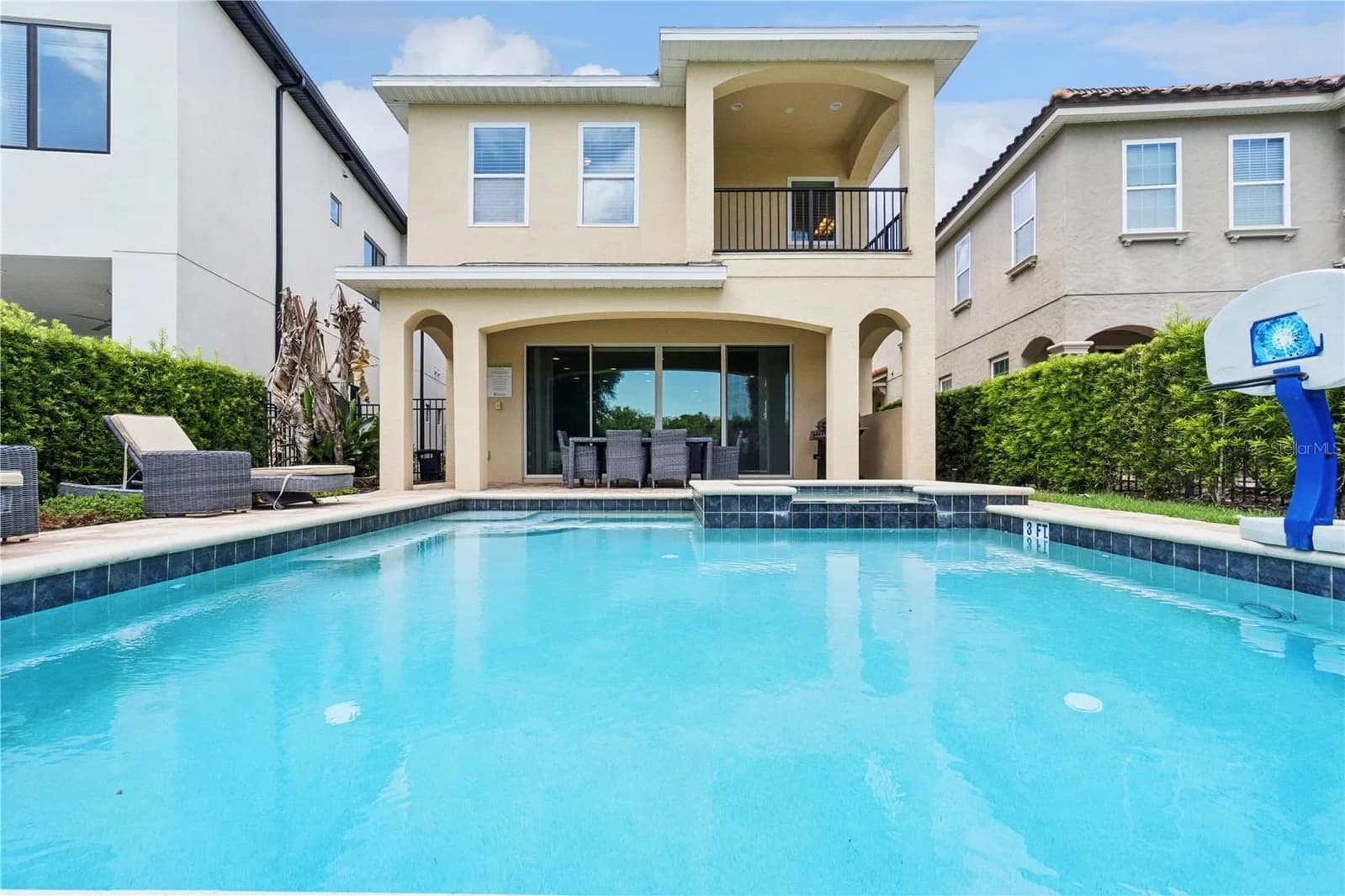 785 DESERT MOUNTAIN 2