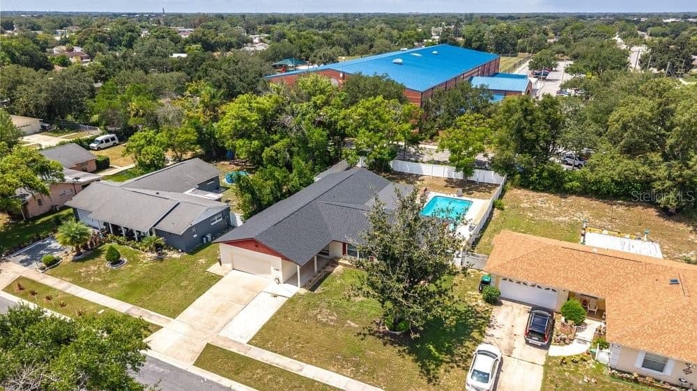 2086 WINNETKA 3