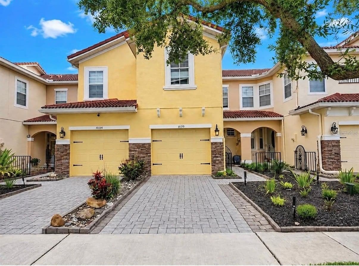 10210 FALLSGROVE Street, Orlando, FL 32836