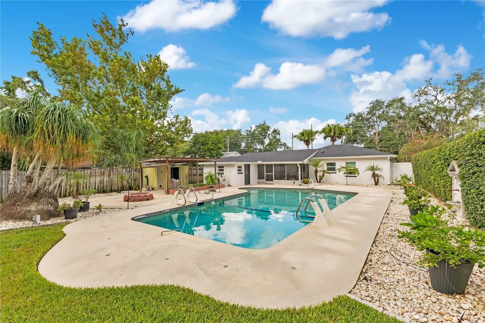 3615 SUMMERLIN 2