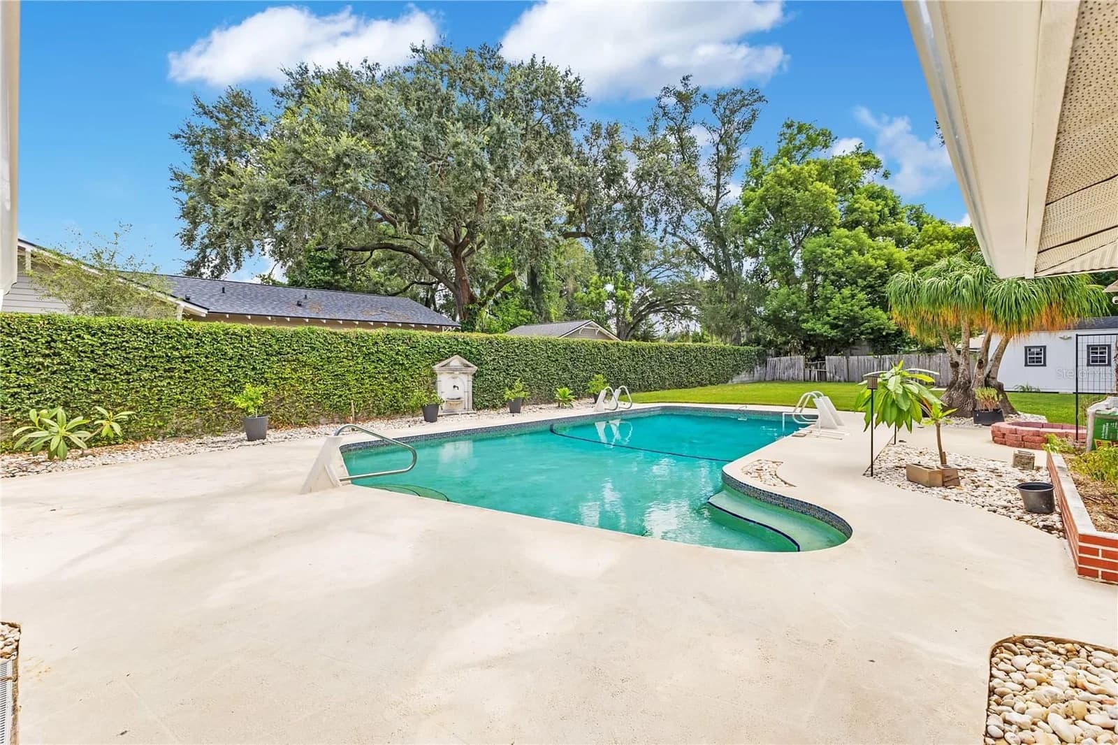 3615 SUMMERLIN 4