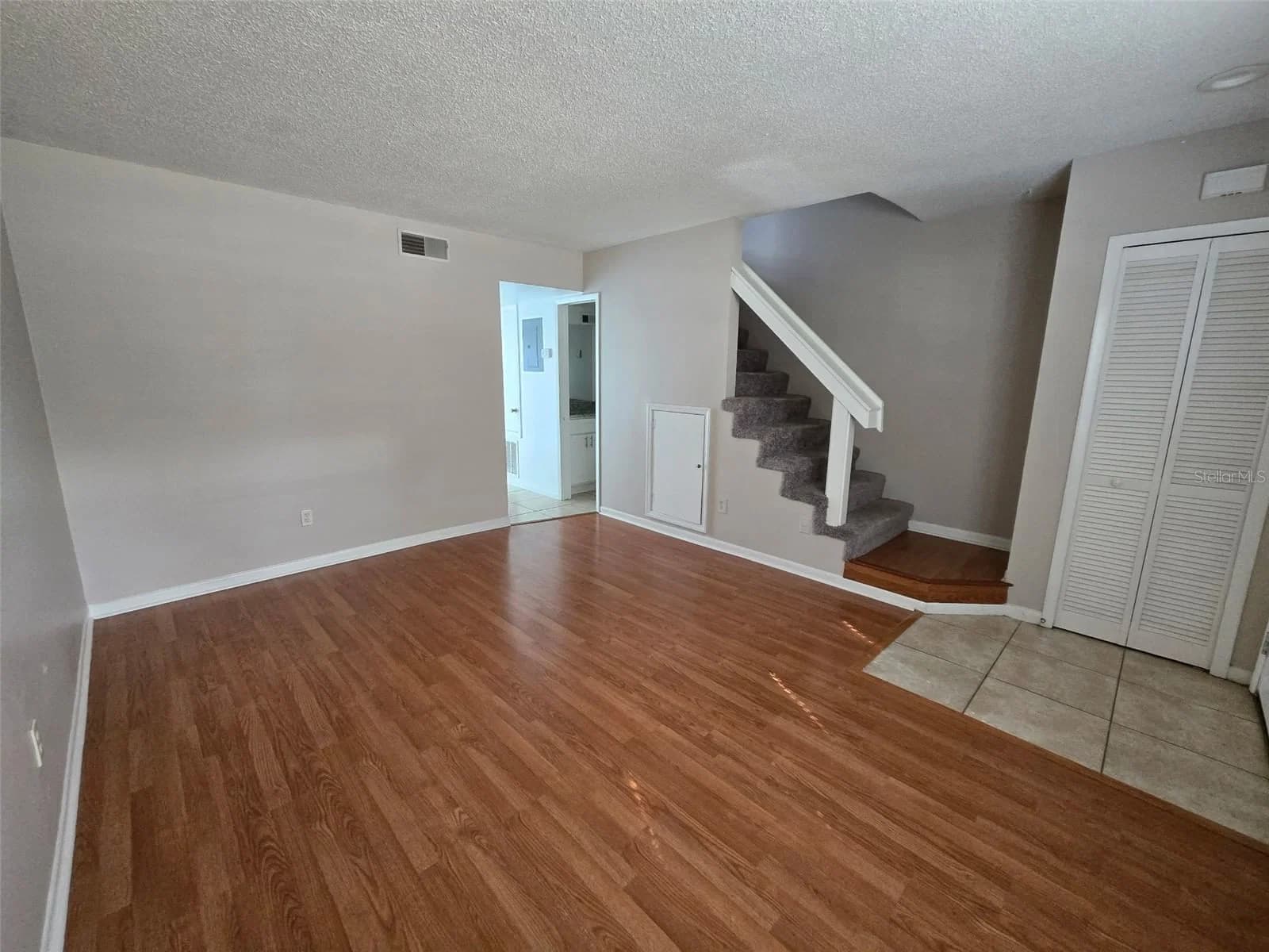 3540 KHAYYAM Avenue, Orlando, FL 32826 3