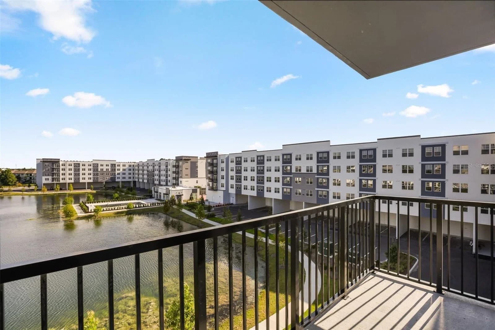 5563 MILLENIA PARK 5