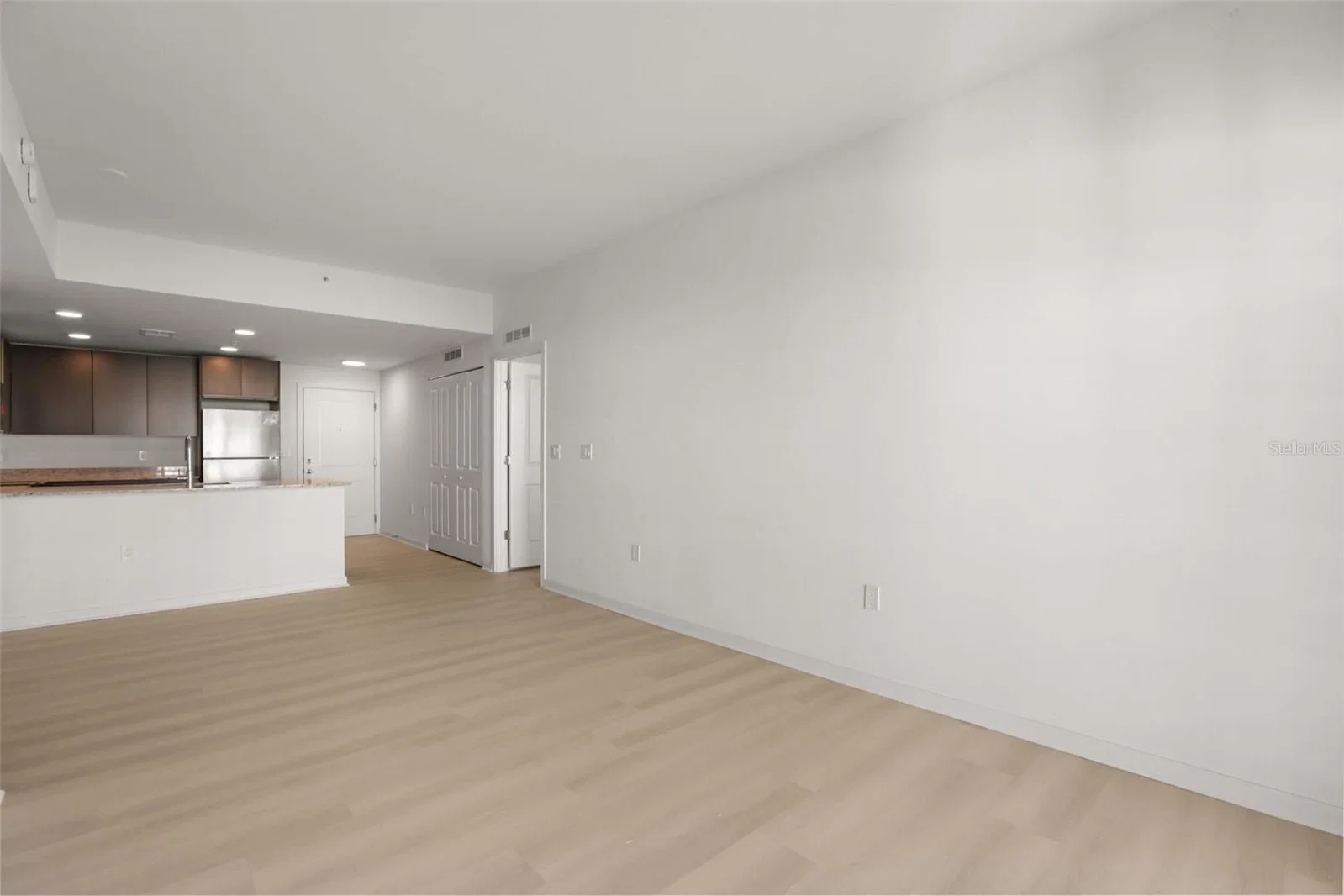 5563 MILLENIA PARK 5