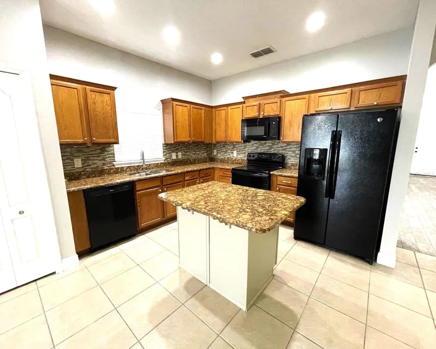 2031 RIBBON FALLS 4