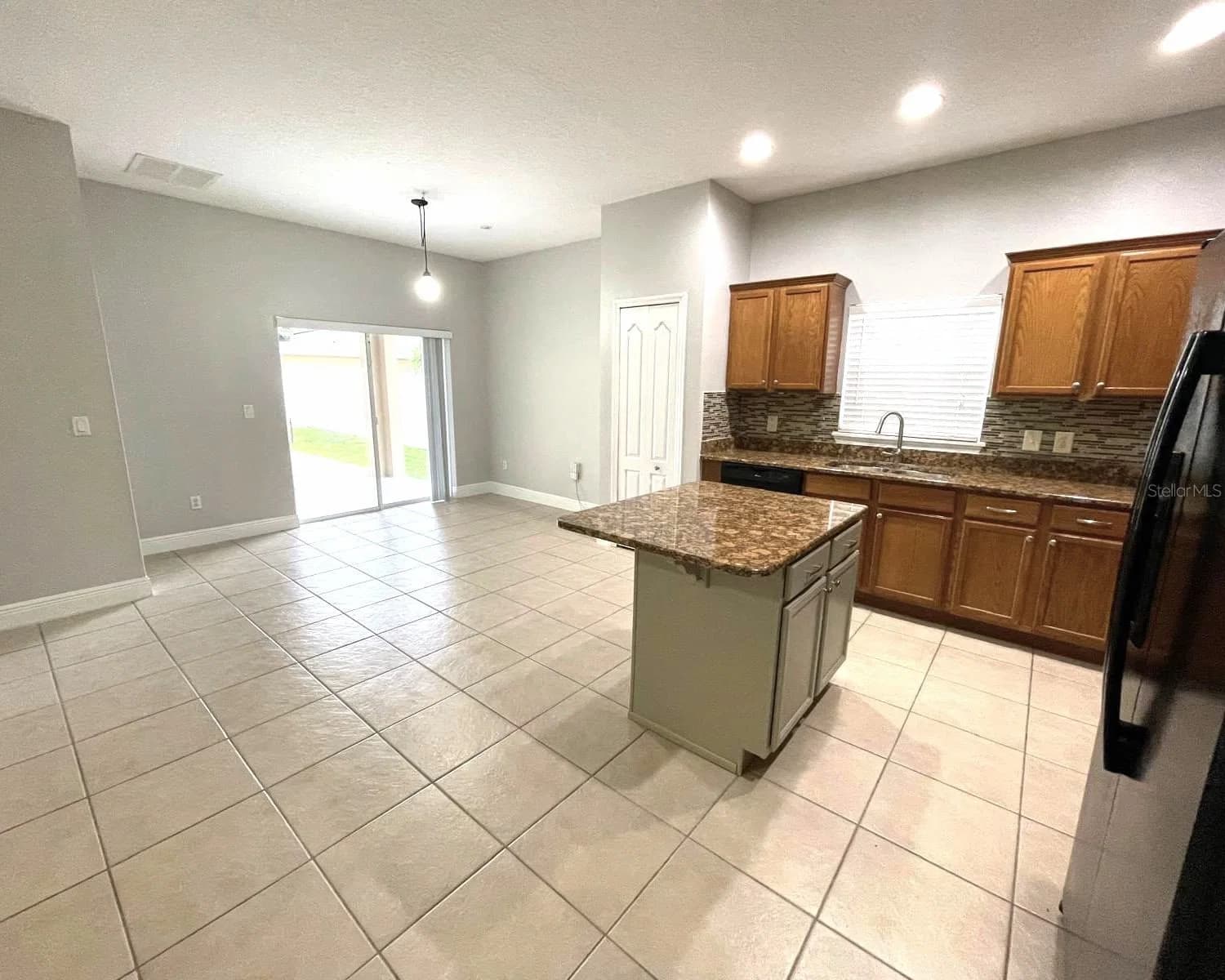 2031 RIBBON FALLS 5