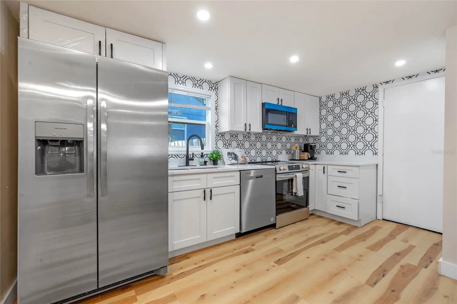 4809 THORPE 5
