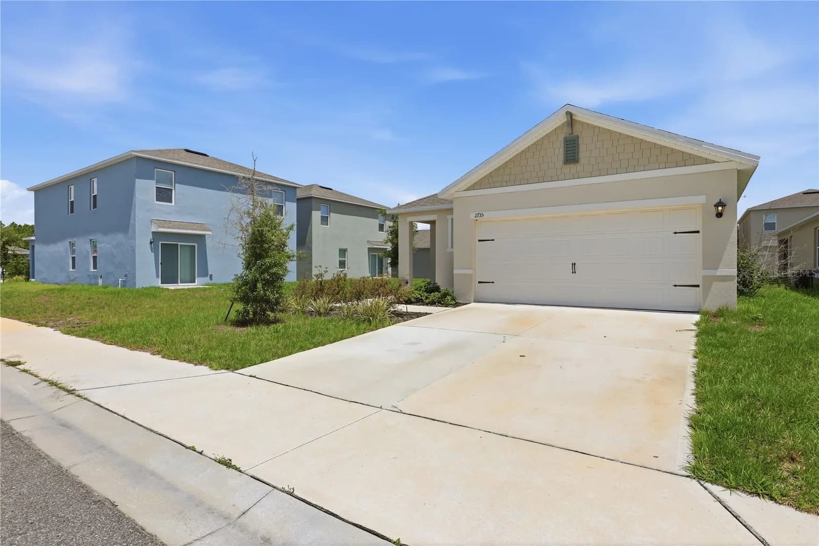2735 NUMA FALLS AVE 4