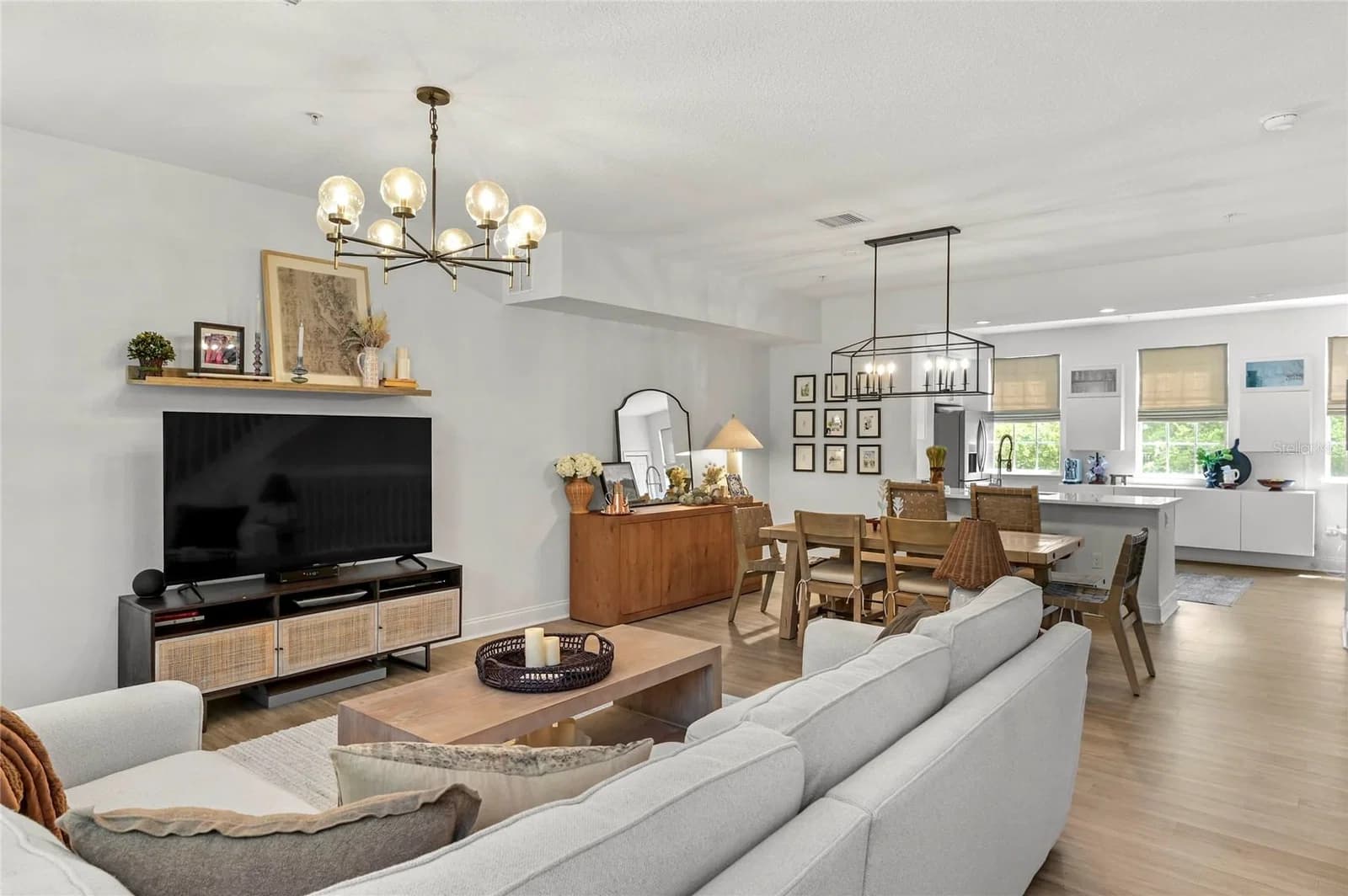 1675 PROSPECT 5
