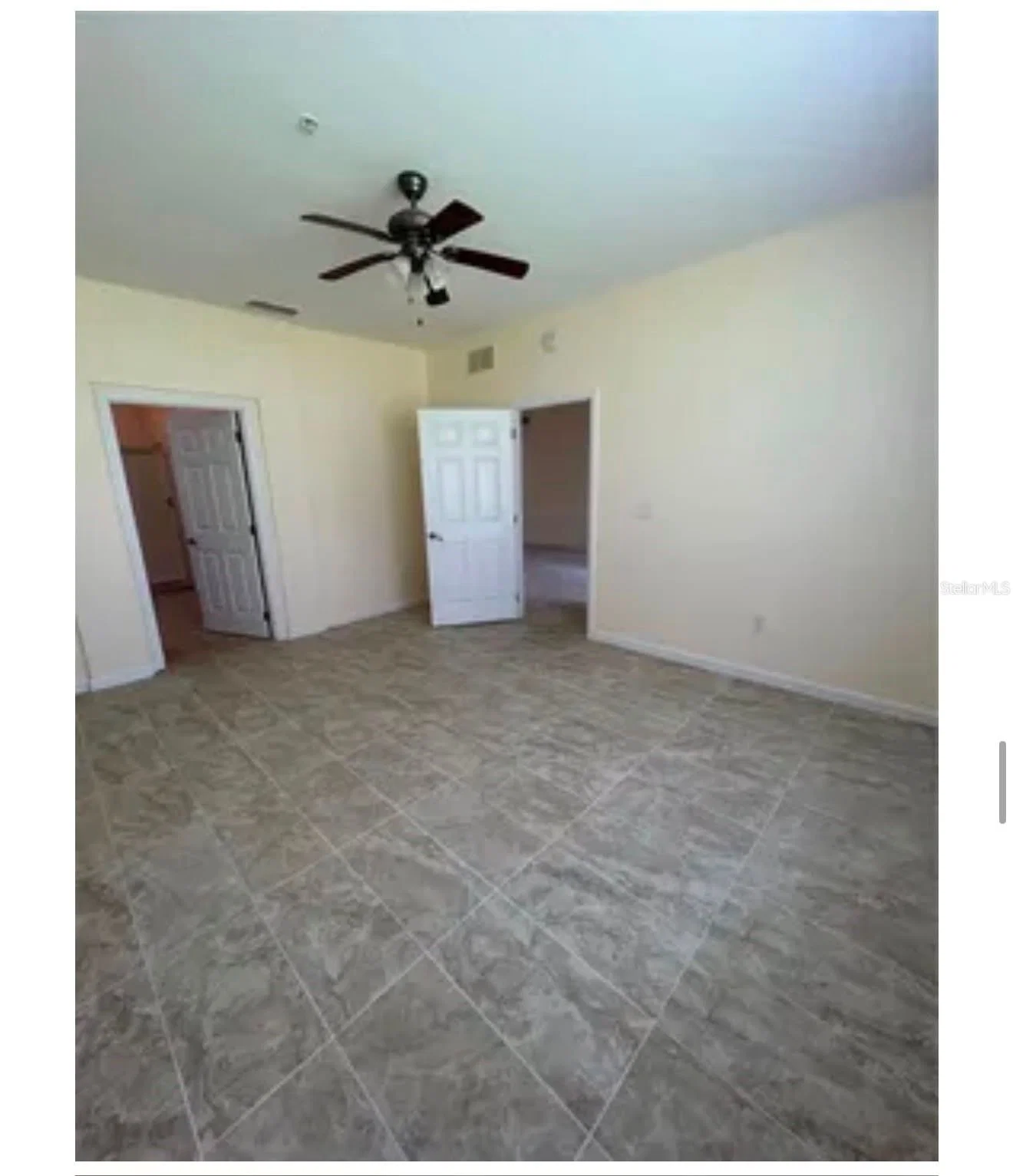 3001 GREYSTONE 2