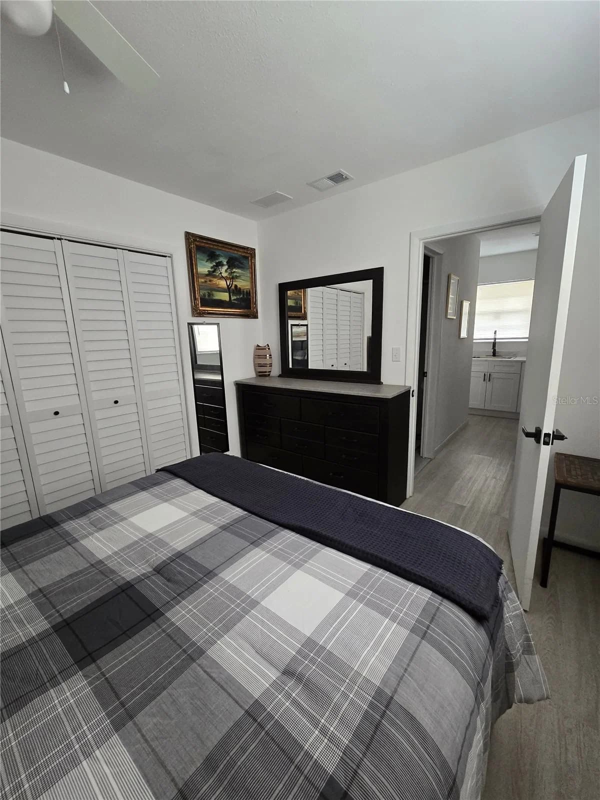 1190 PECAN 5