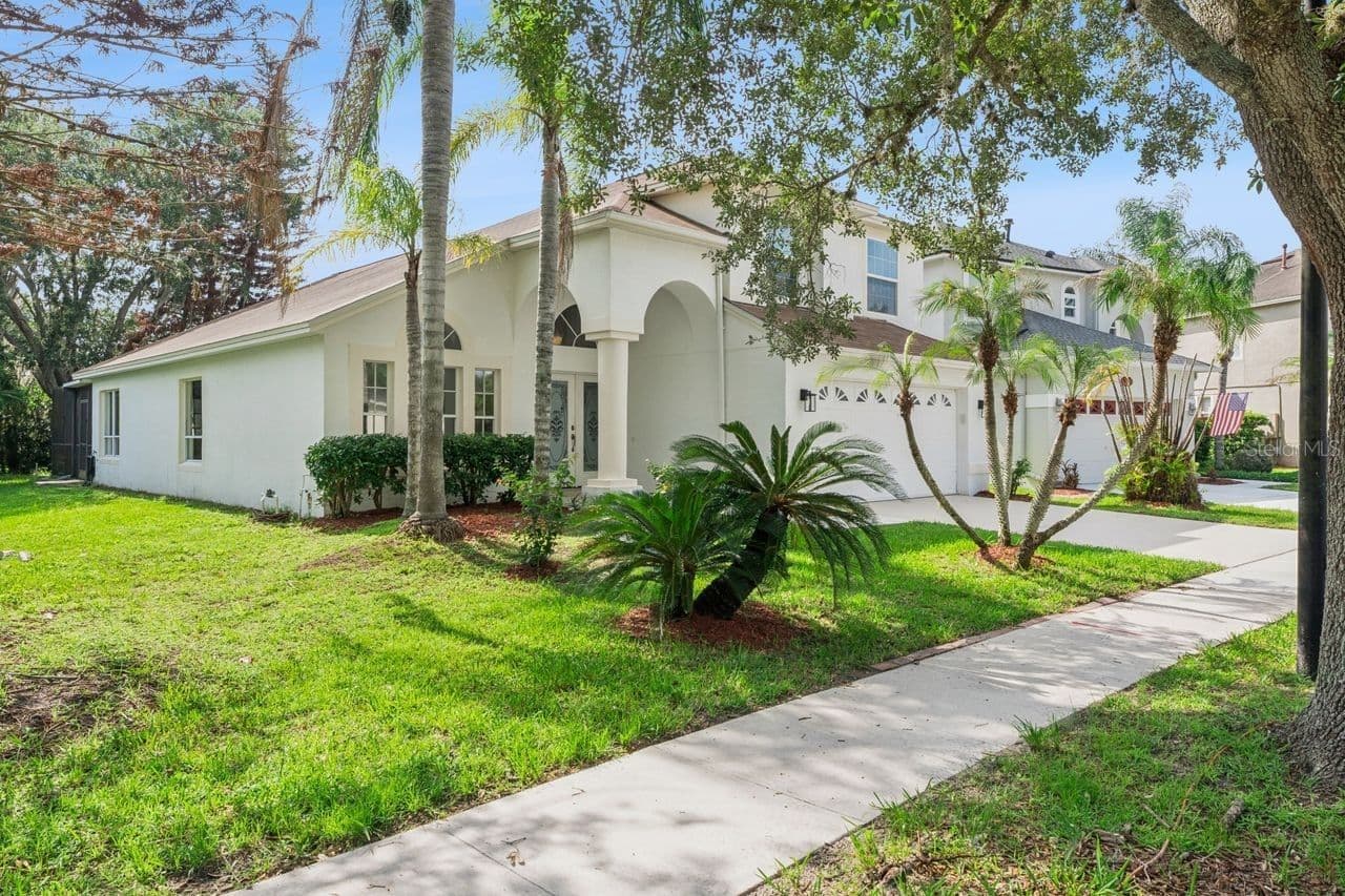 13635 WATERHOUSE 2