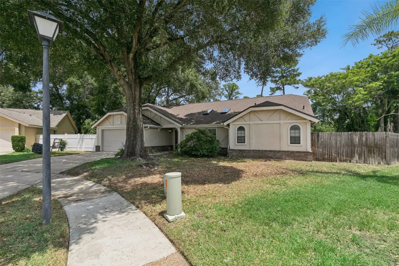 5101 GOLDENWOOD 4