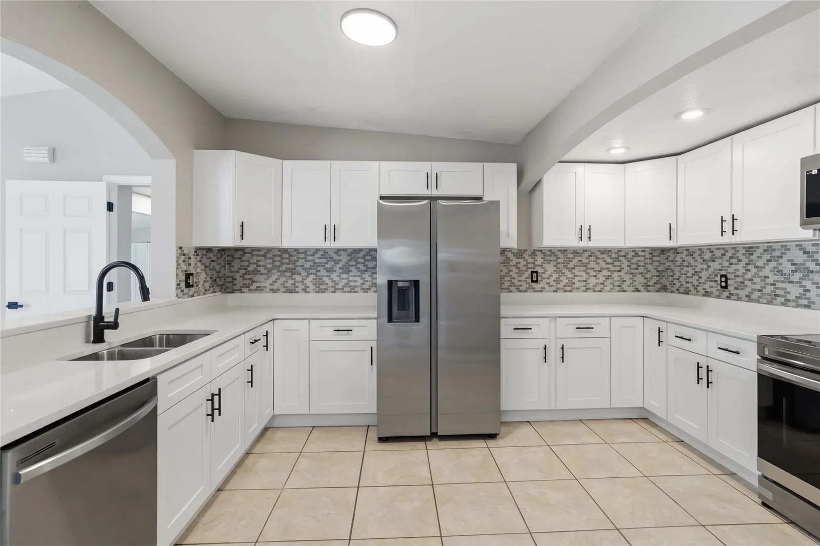 4870 LAKE CECILE 2