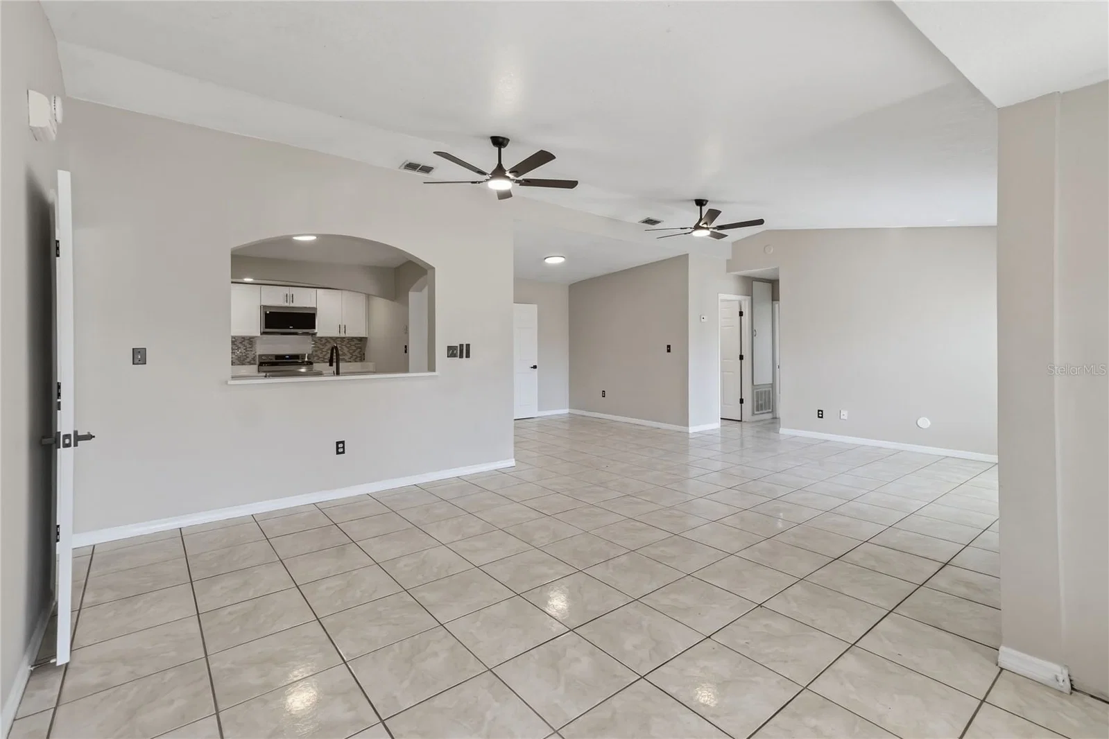 4870 LAKE CECILE 4