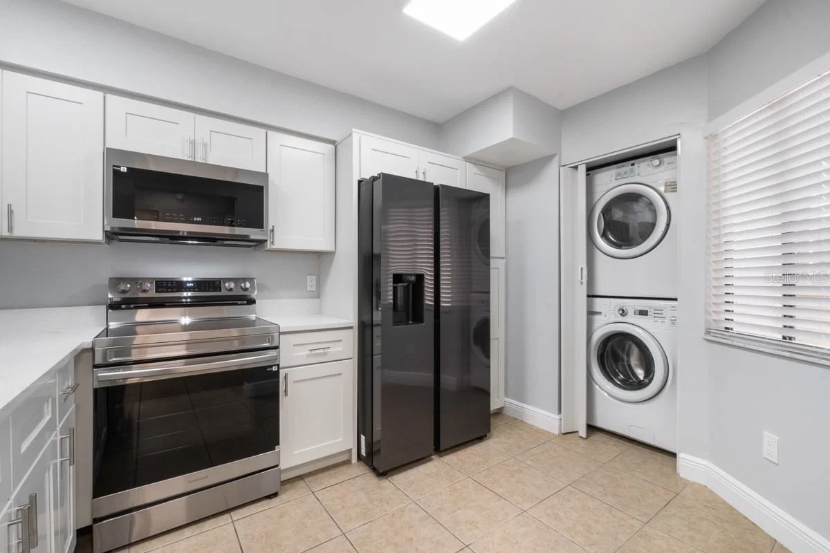 4350 MIDDLEBROOK 5