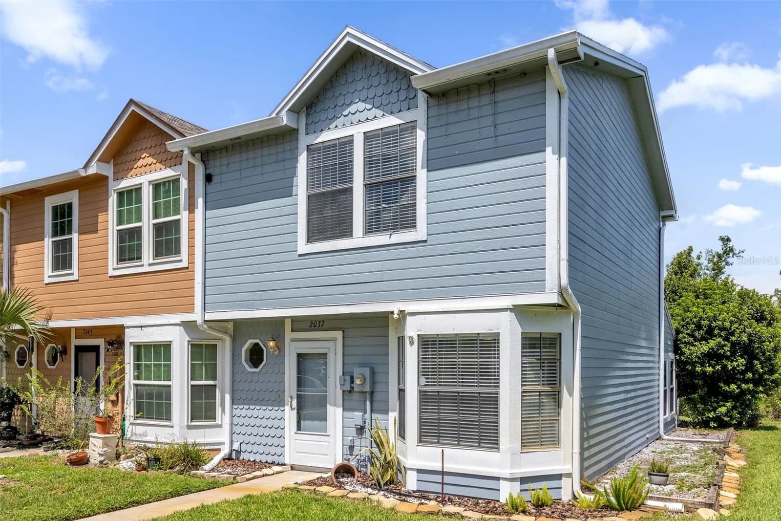 2037 WATERLEAF 2