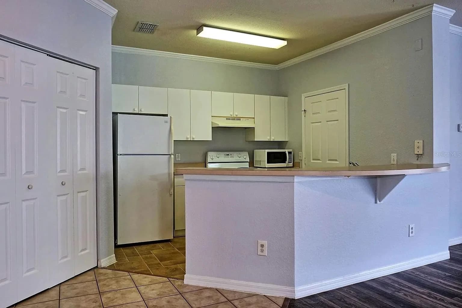 3615 CONROY 4