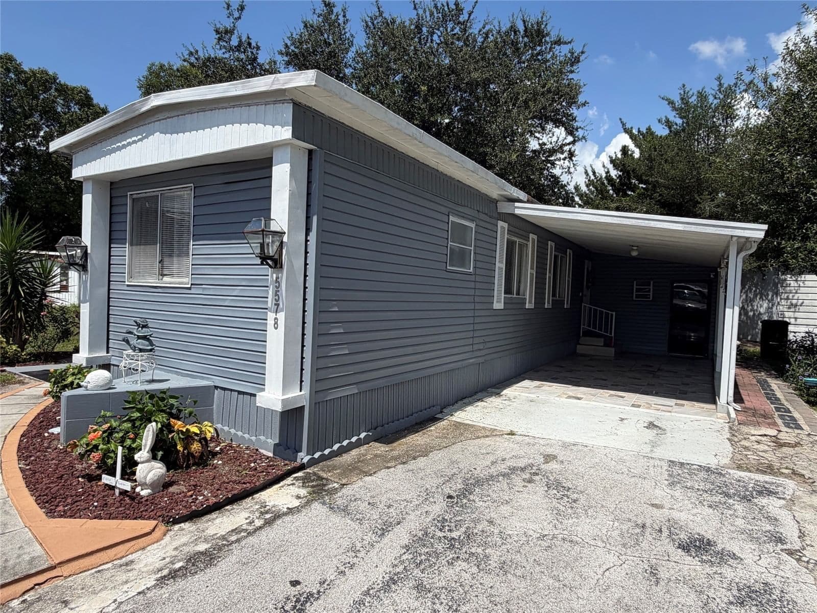 5578 DENISE AVE 2