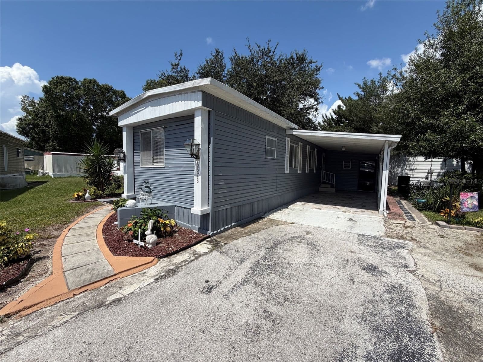 5578 DENISE AVE 3