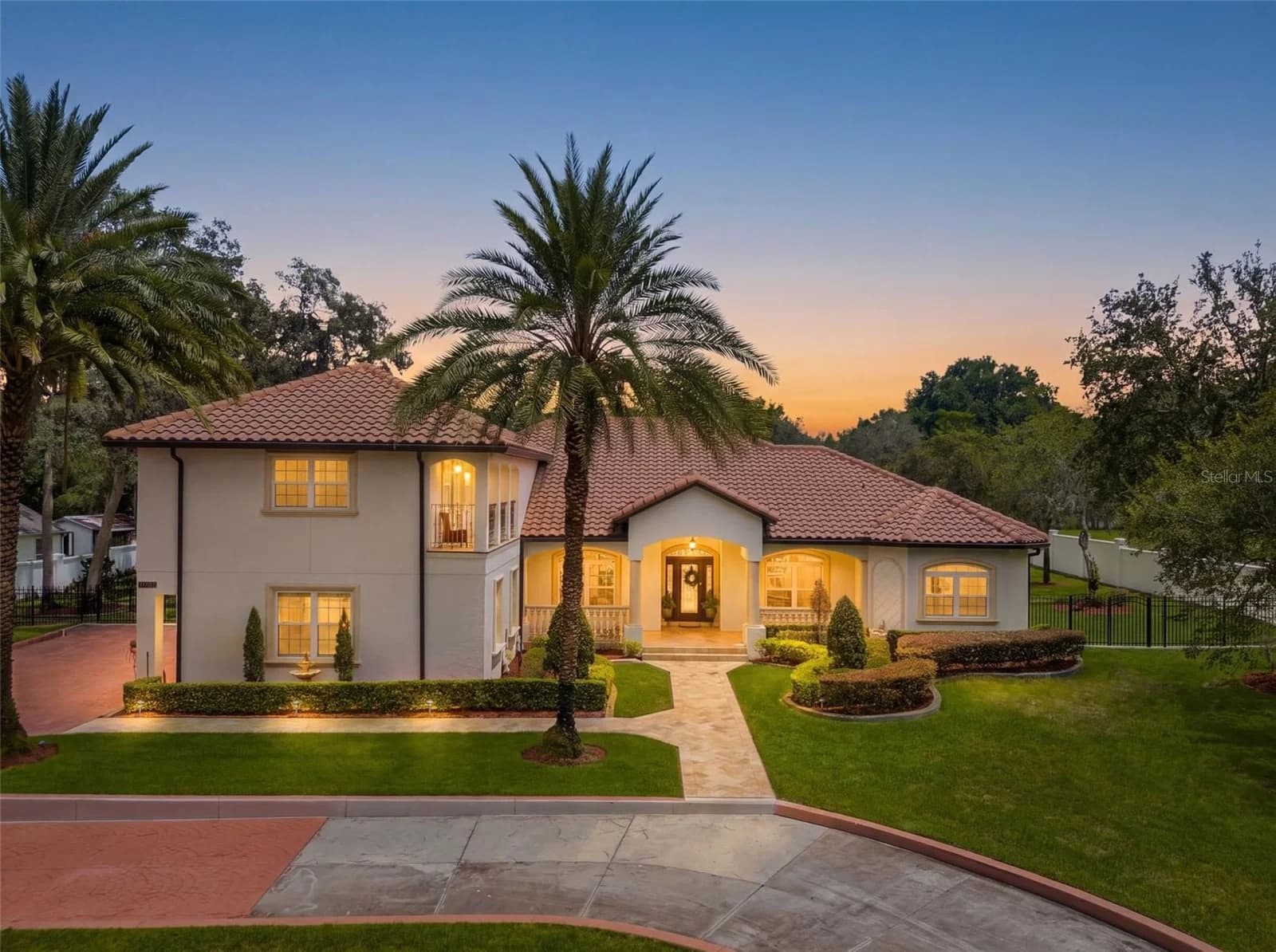 4943 APOPKA VINELAND ROAD, Orlando, FL 32818