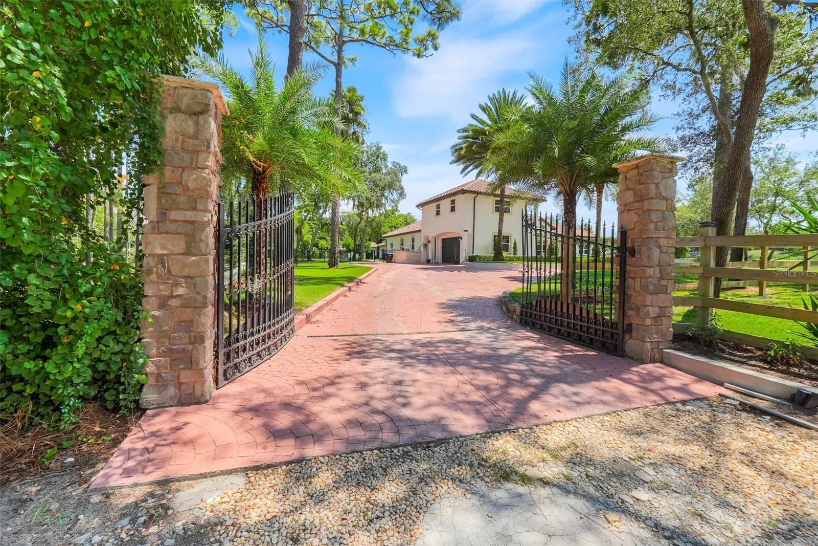 4943 APOPKA VINELAND ROAD, Orlando, FL 32818 2