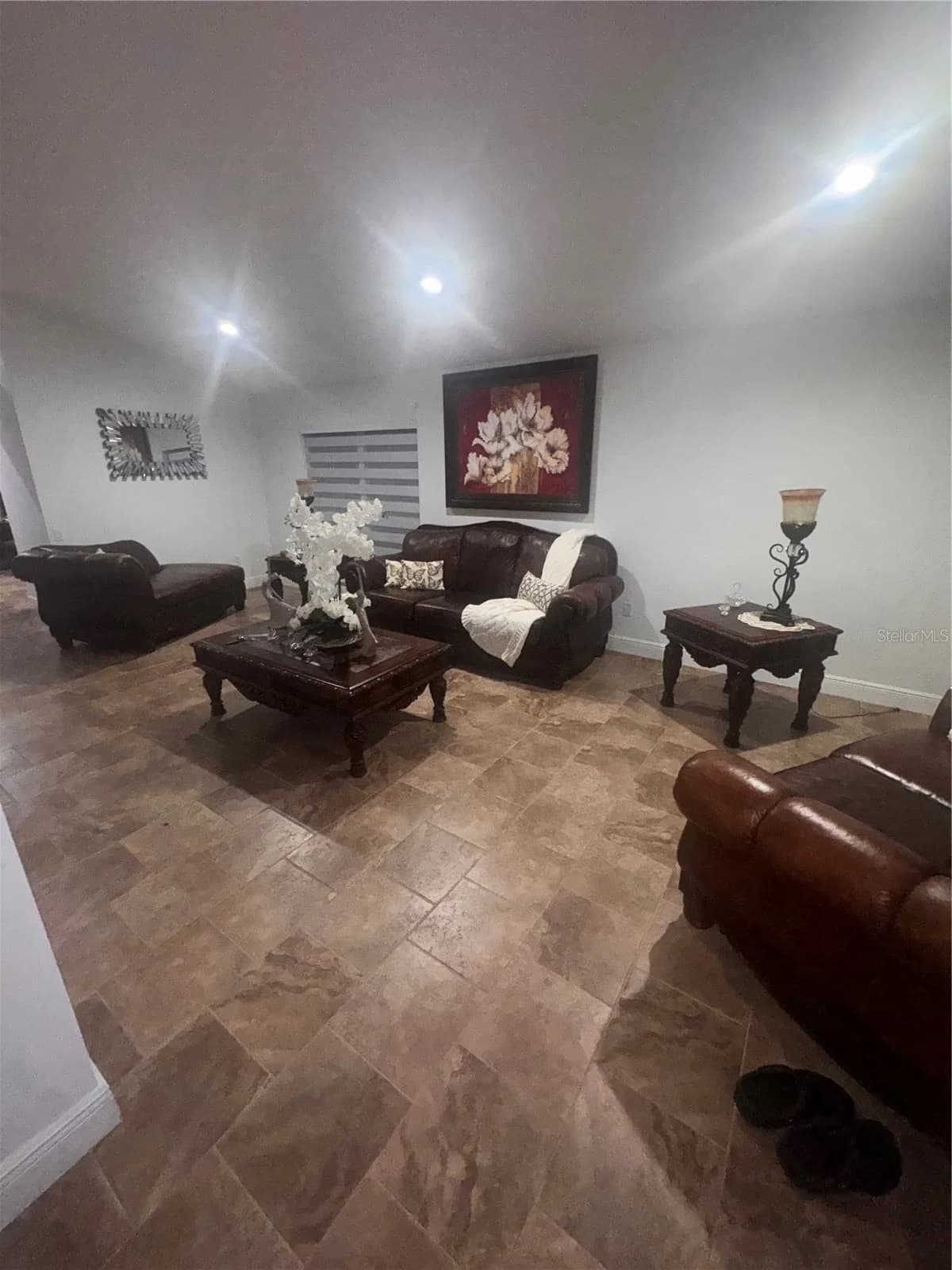 4704 WINDSOR 2