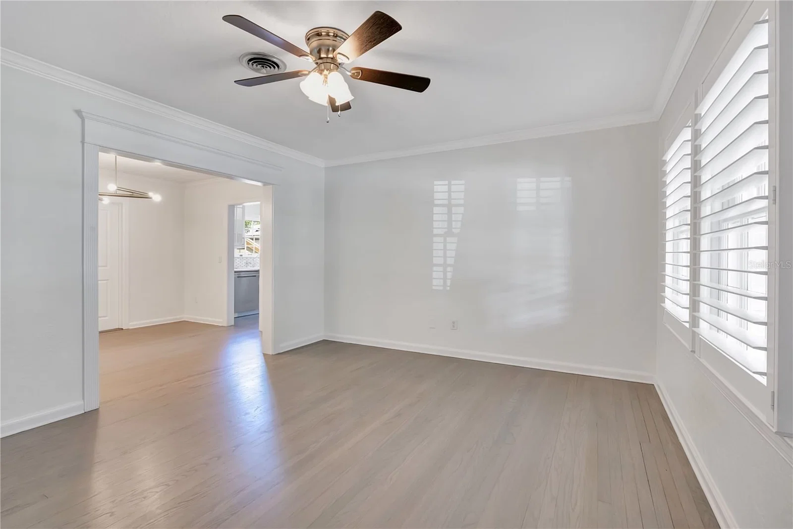 2102 HARRISON 5