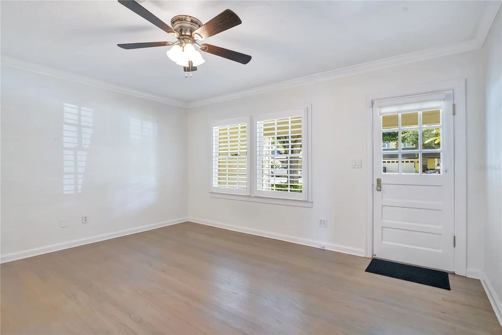 2102 HARRISON 4