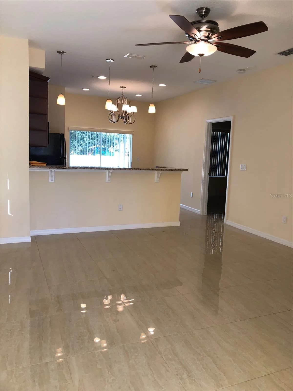 2055 ROYAL VISTA 4