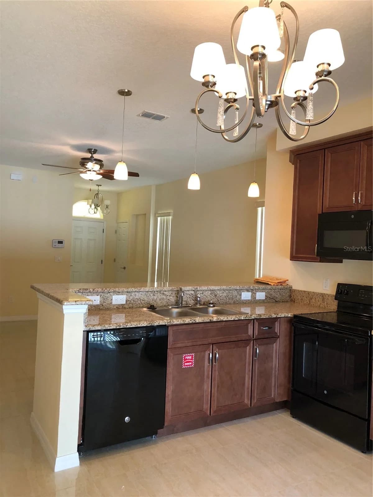 2055 ROYAL VISTA 5