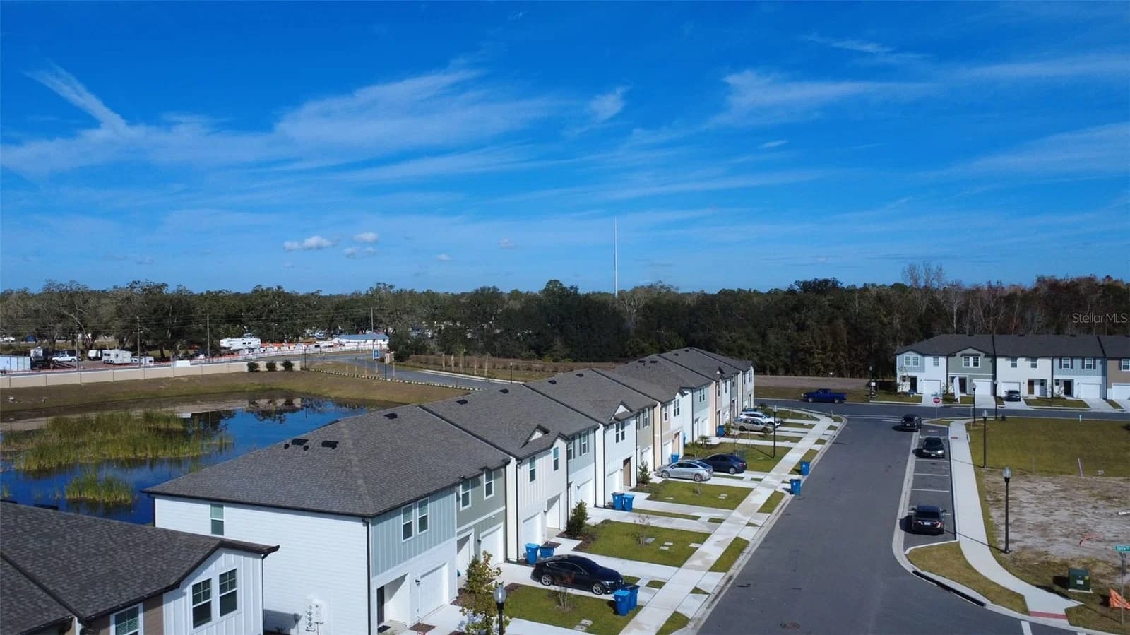 3277 VESARA DR 4