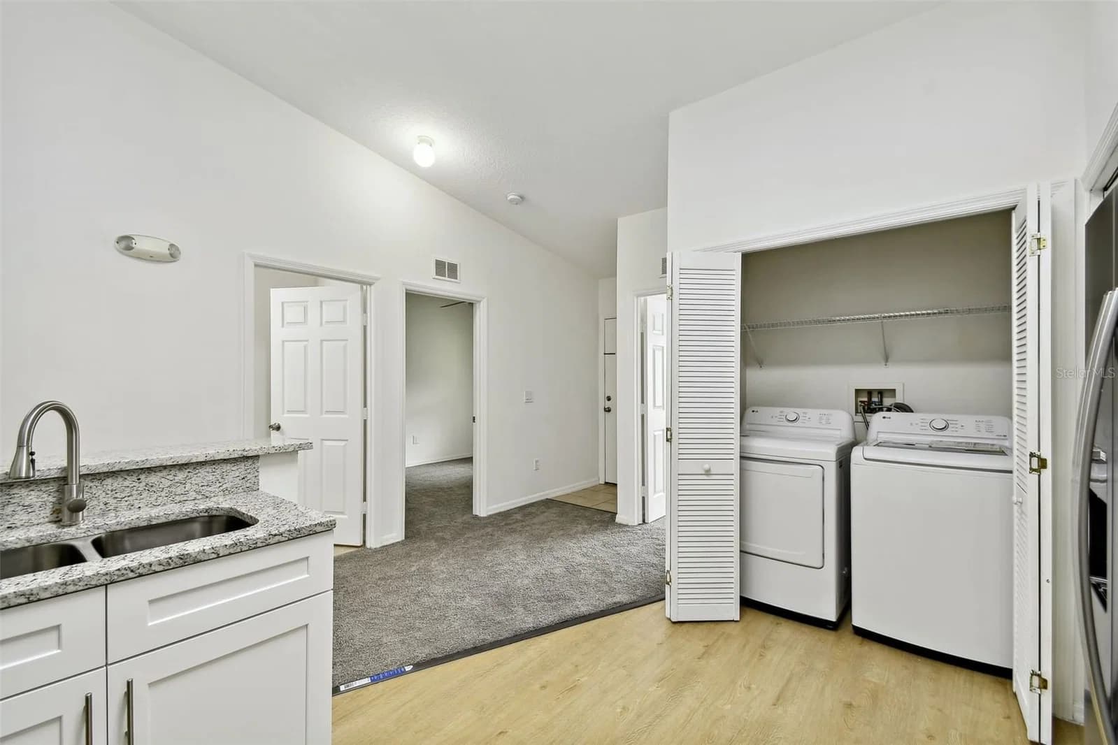 8827 GRAND PALMS 4