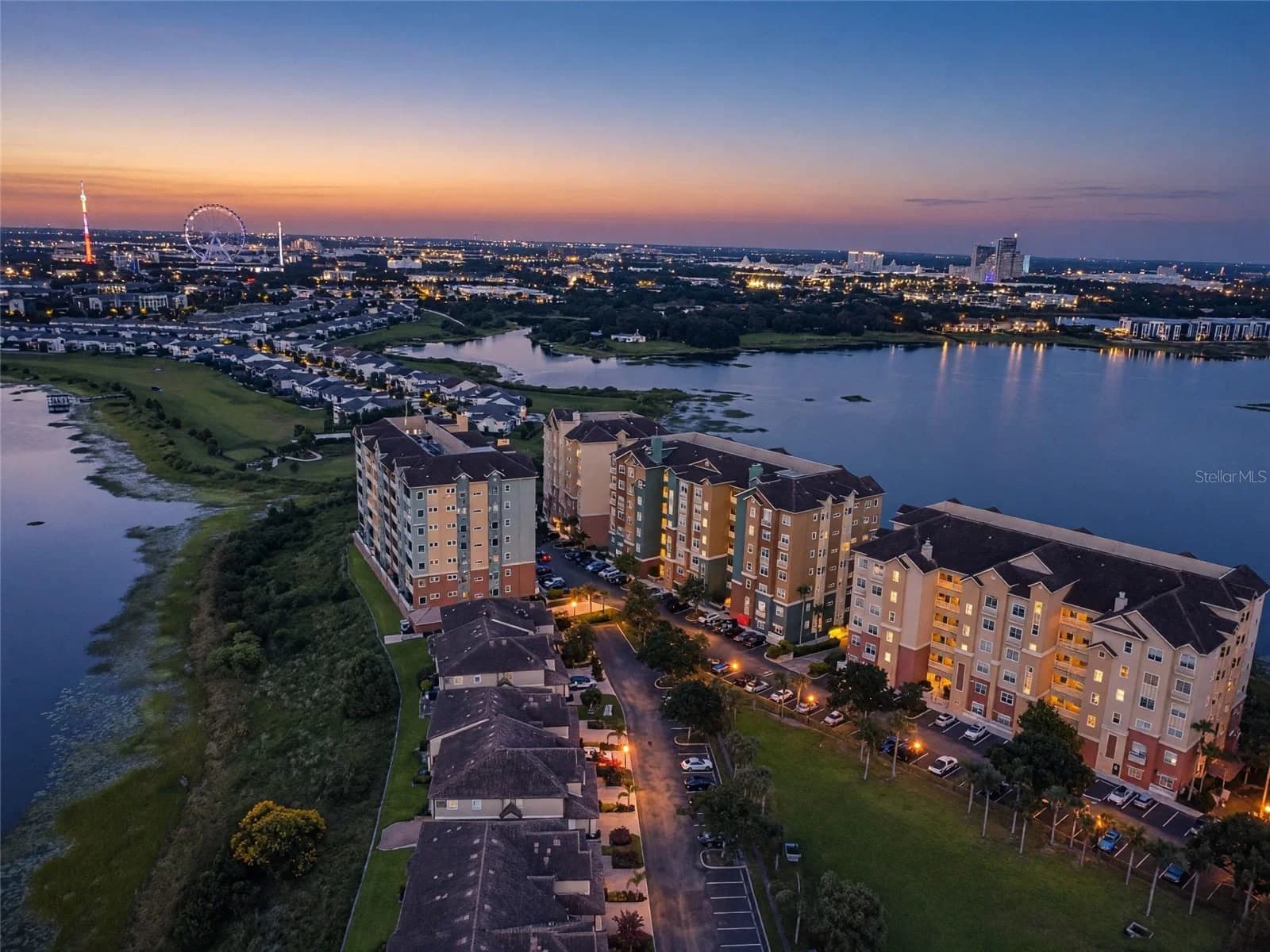 8749 THE ESPLANADE 2