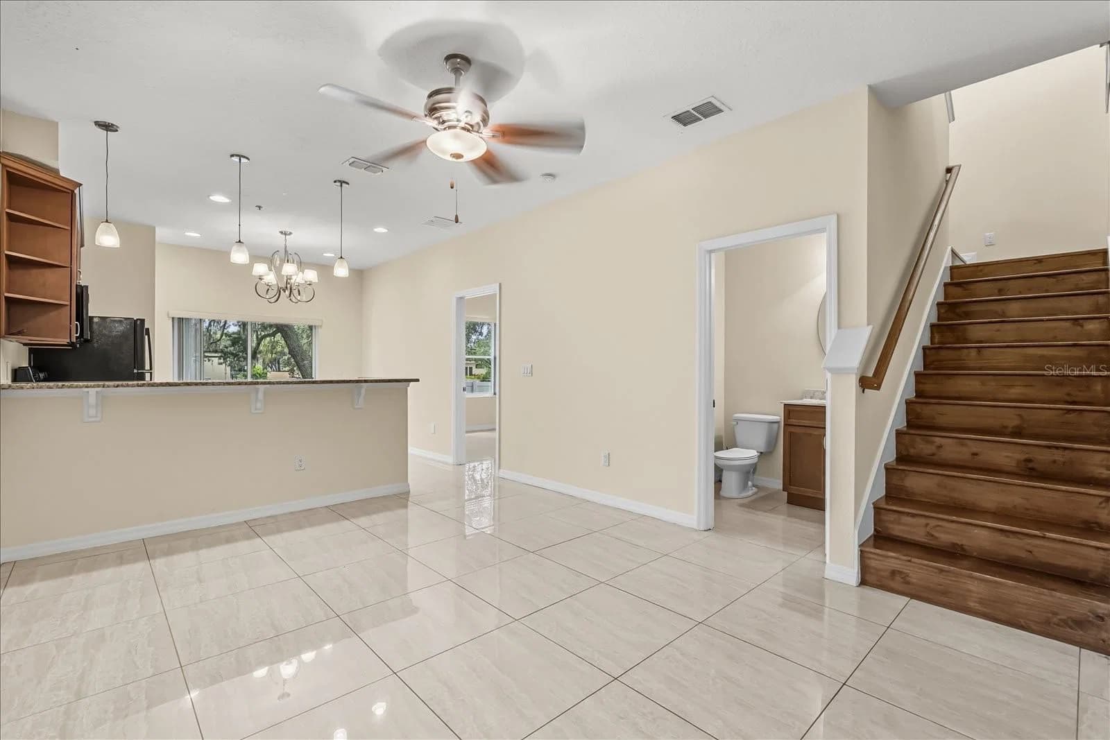 2018 ROYAL VISTA 4