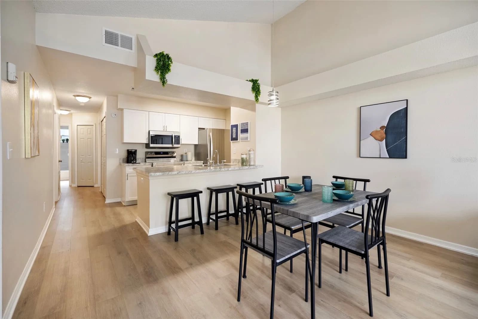 2717 POINCIANA 5