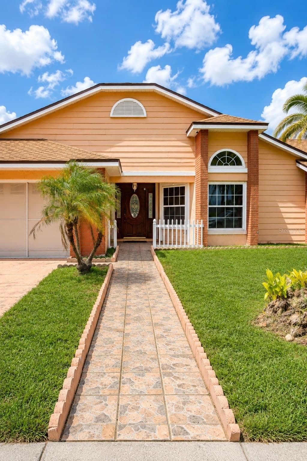14918 PRAIRIE ROSE 3