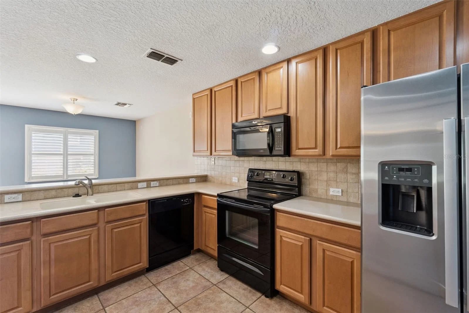 12648 SOMERSET OAKS 4