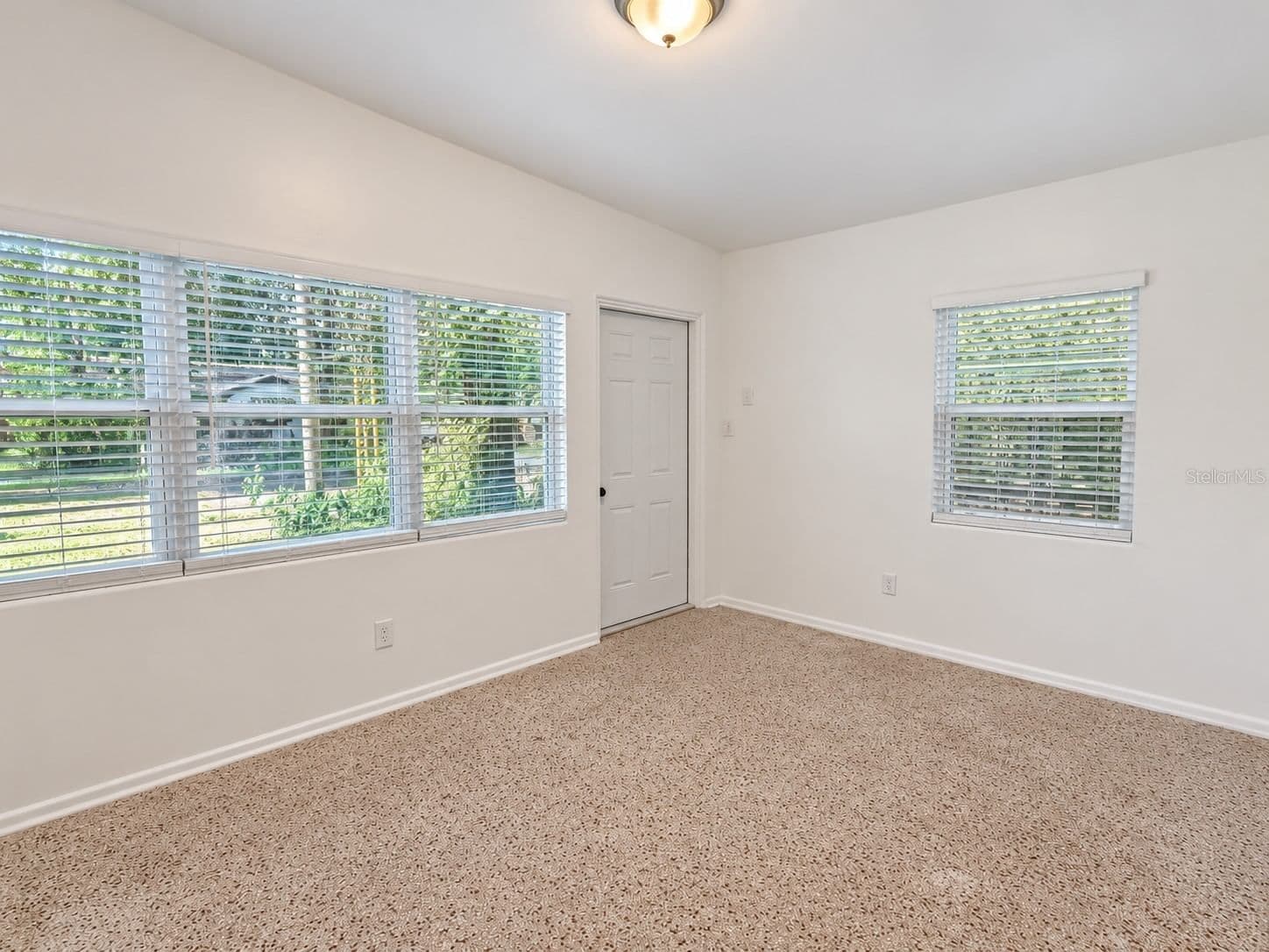 1607 DAUPHIN Lane, Orlando, FL 32803 2