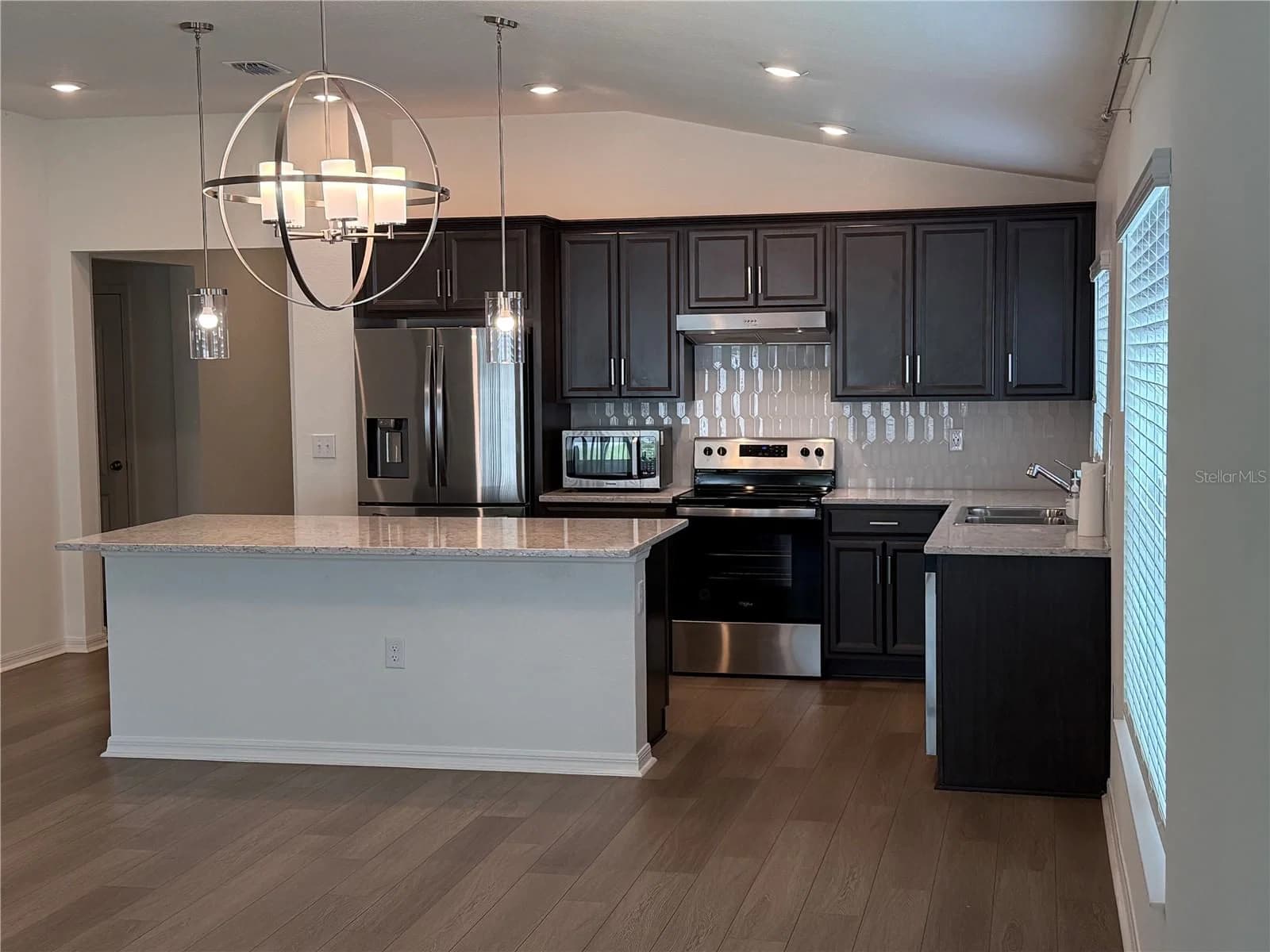 13085 THATCH PALM Way 4