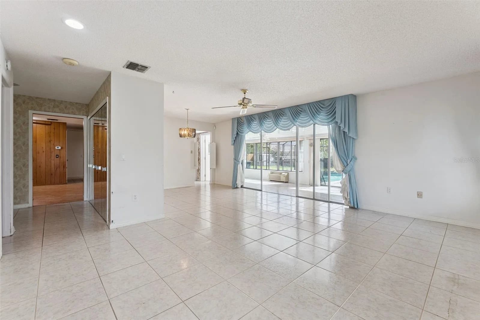6441 MARLBERRY 4