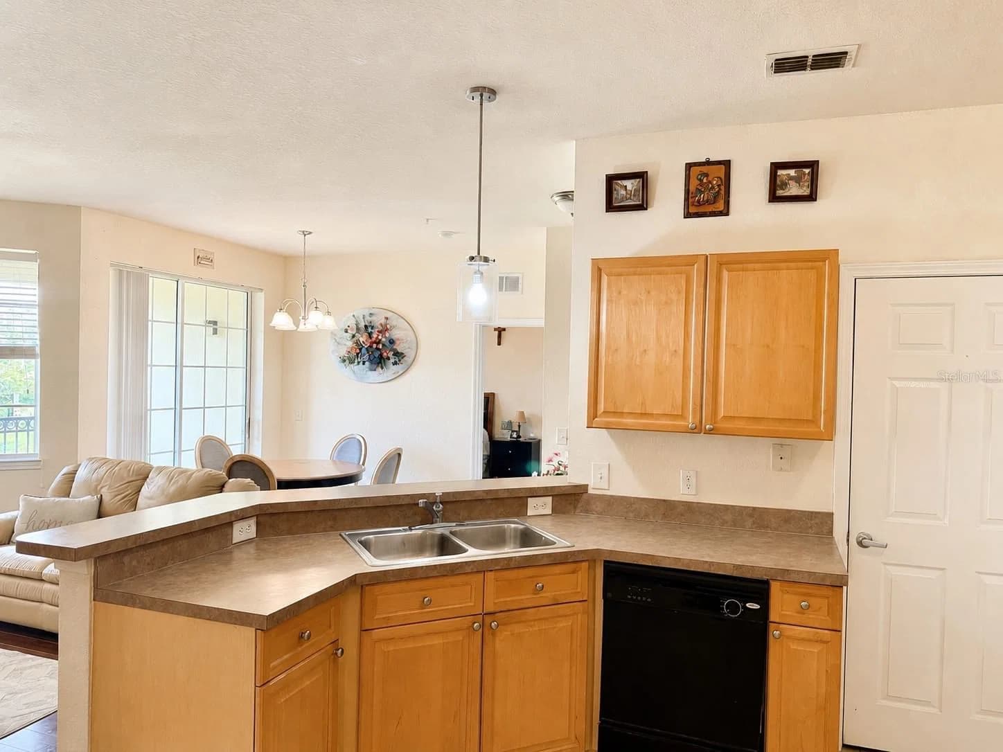 612 TERRACE RIDGE 4