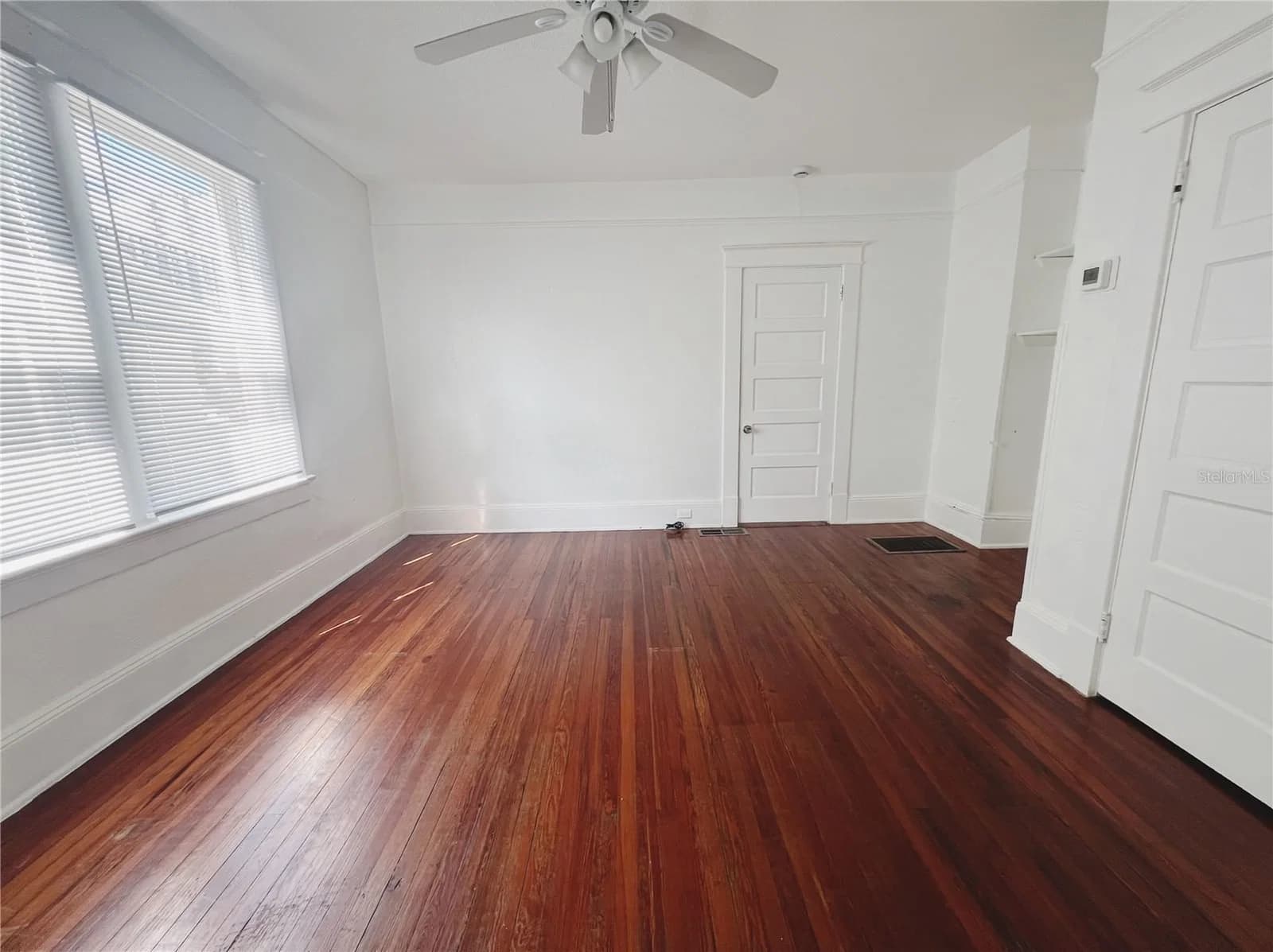 429 RUTH LN 4