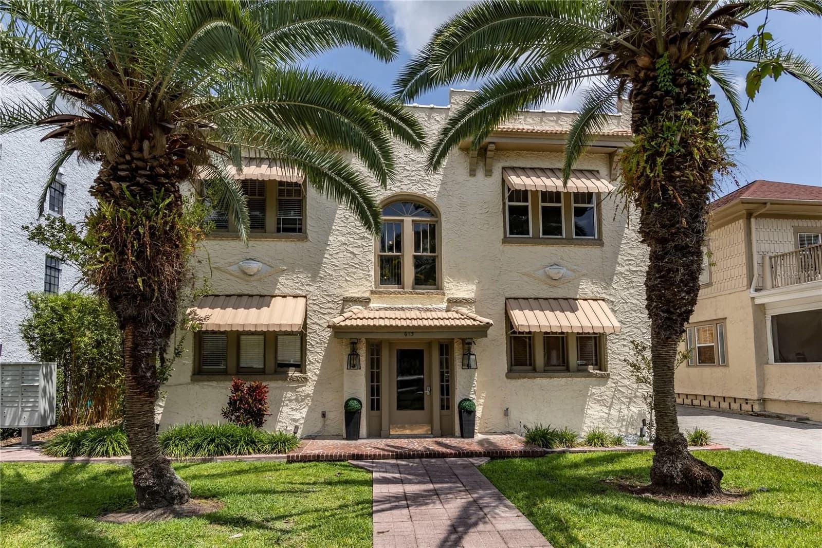 613 RIDGEWOOD 2