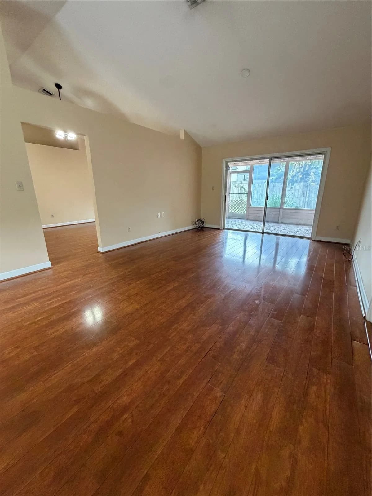 304 BAYWEST NEIGHBORS 4