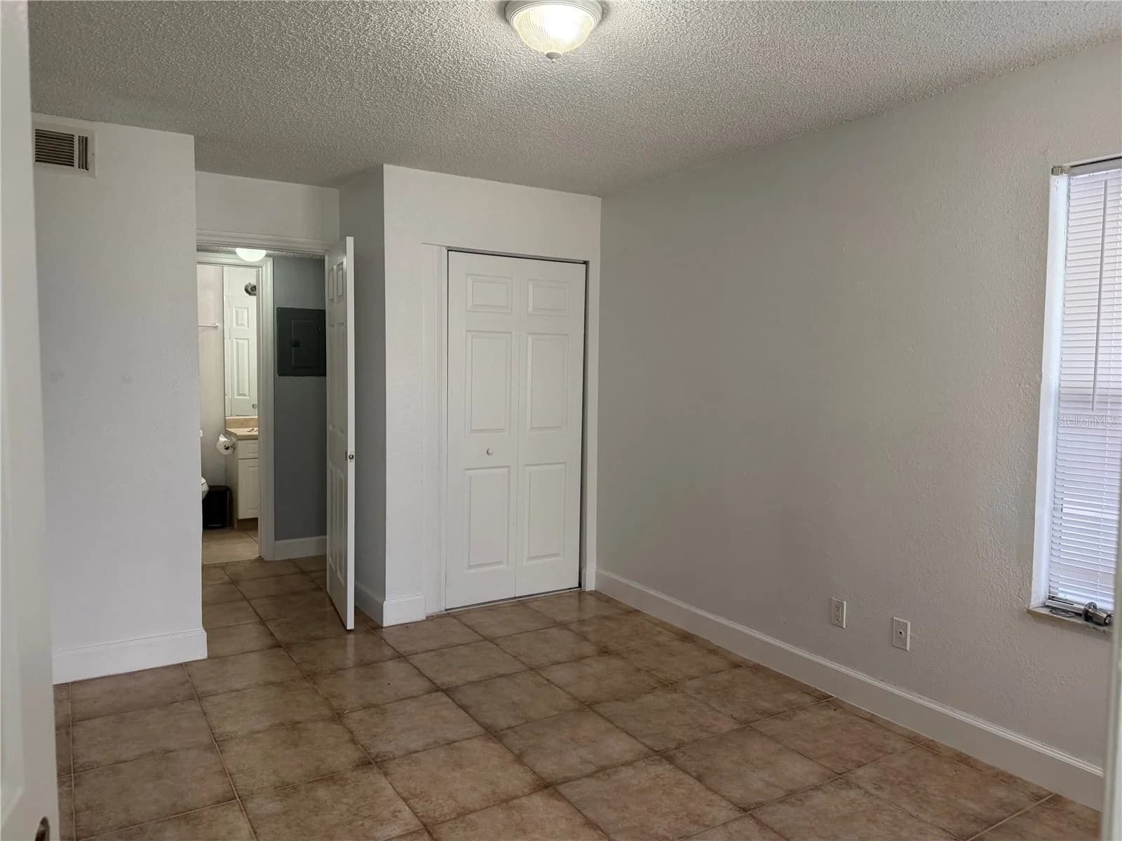 4658 COMMANDER Drive #817 4